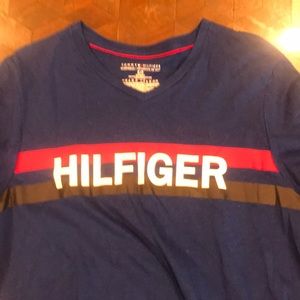 Tommy Hilfiger tee shirt